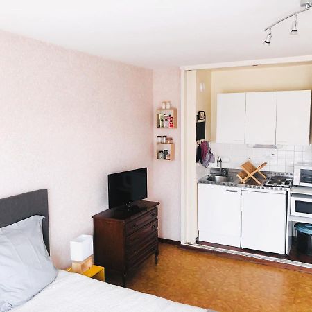Apartamento Paisible studio avec agréable loggia et vue dégagée Aix-les-Bains Exterior foto