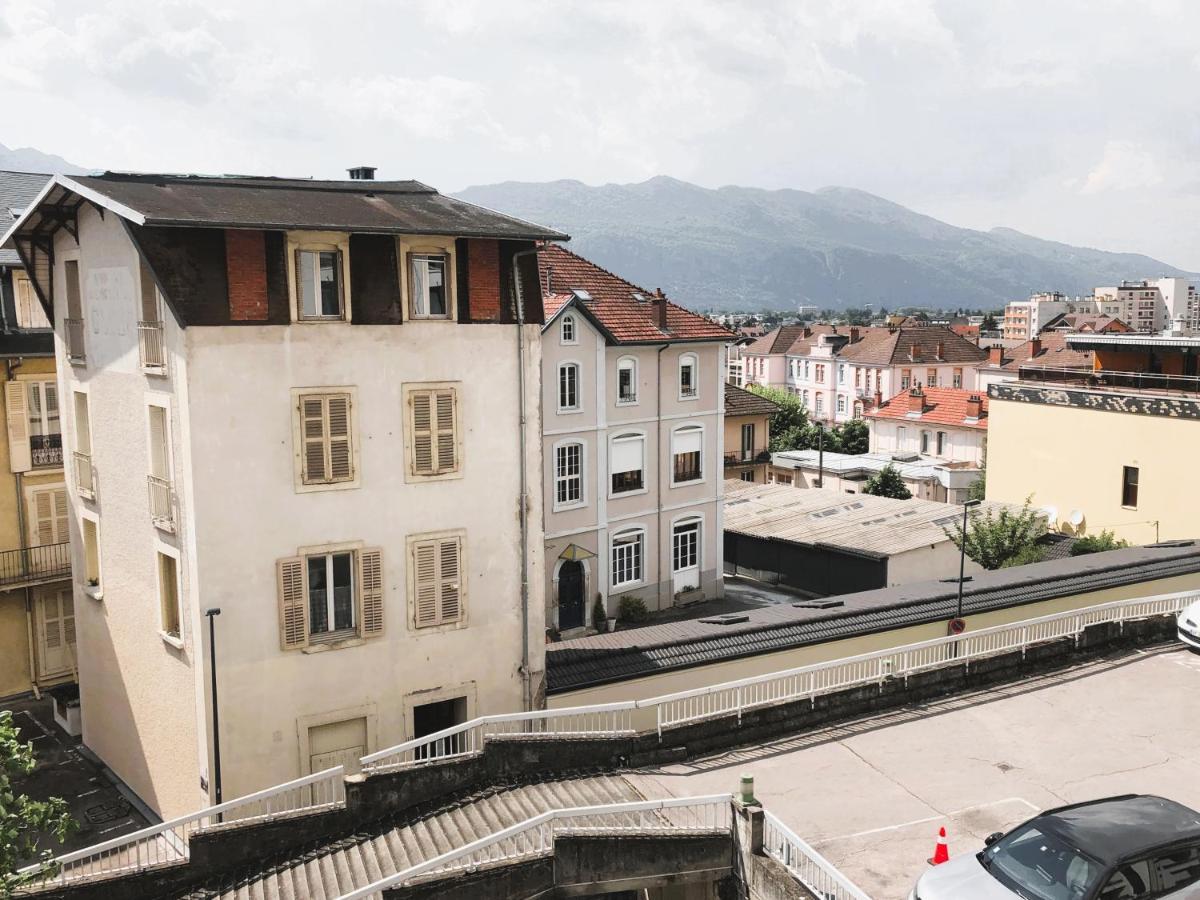 Apartamento Paisible studio avec agréable loggia et vue dégagée Aix-les-Bains Exterior foto